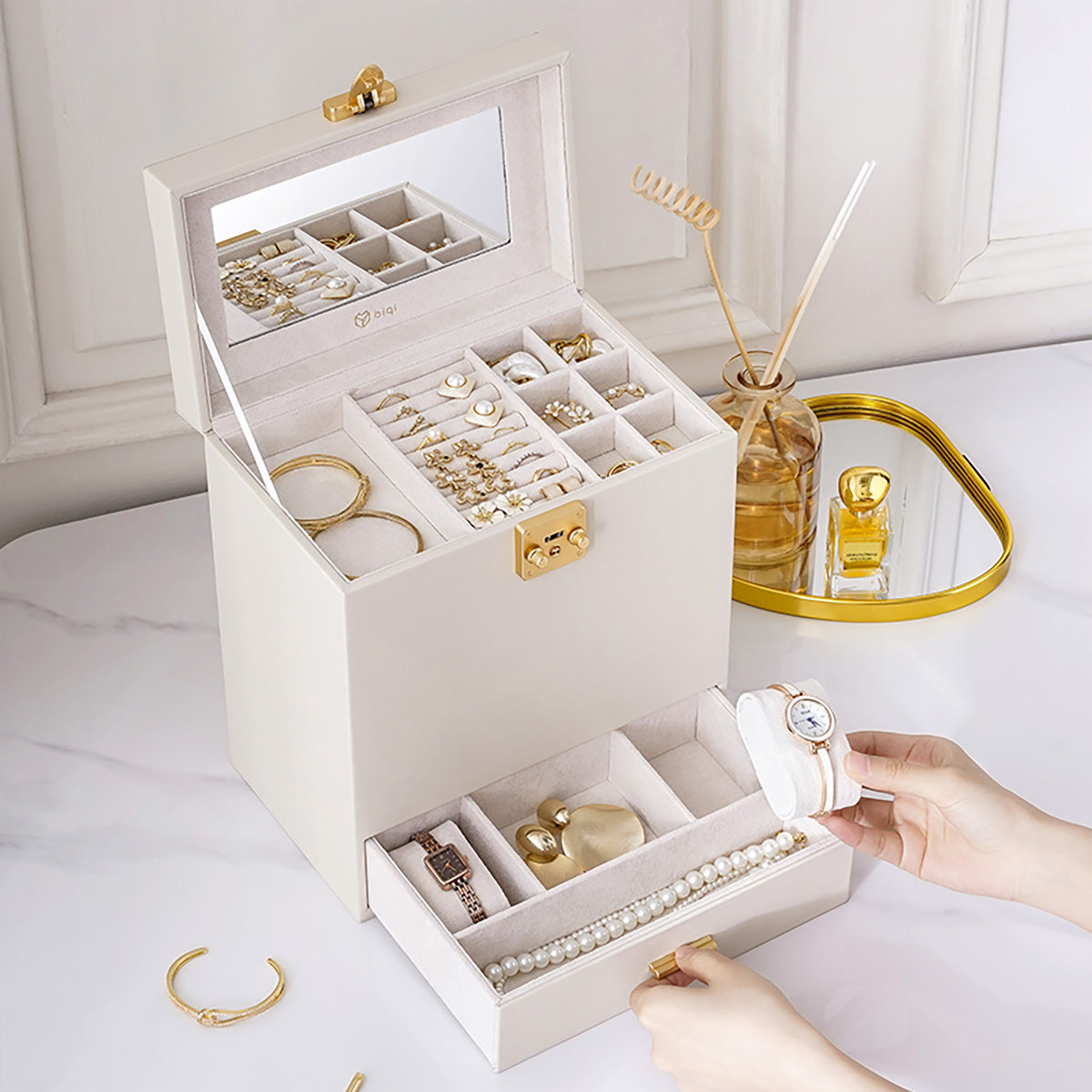 5-Layer Jewelry Organizer with Mirror