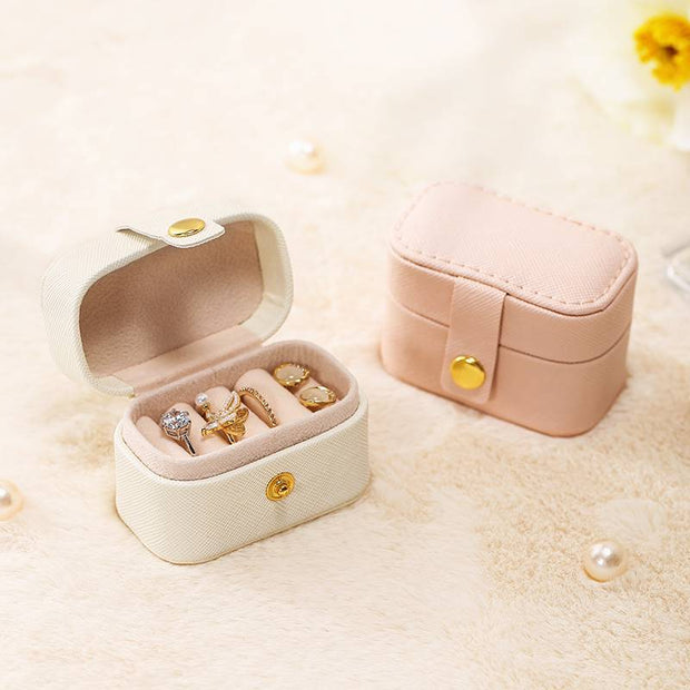 Casegrace Ring Box Small Jewelry Box Girls Jewelry Organizer Mini Travel Case Ring Storage Box